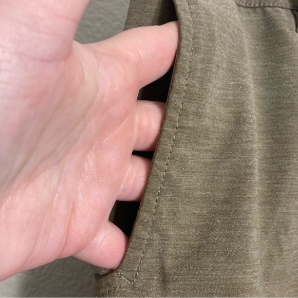 Nitrous Black Shorts - Khaki - Size 32 - Picture 4 of 10